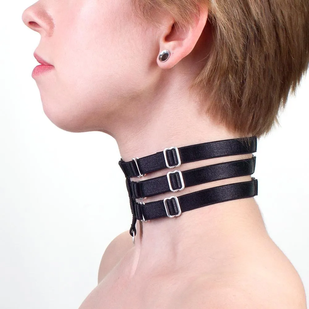 Aura Satin Collar