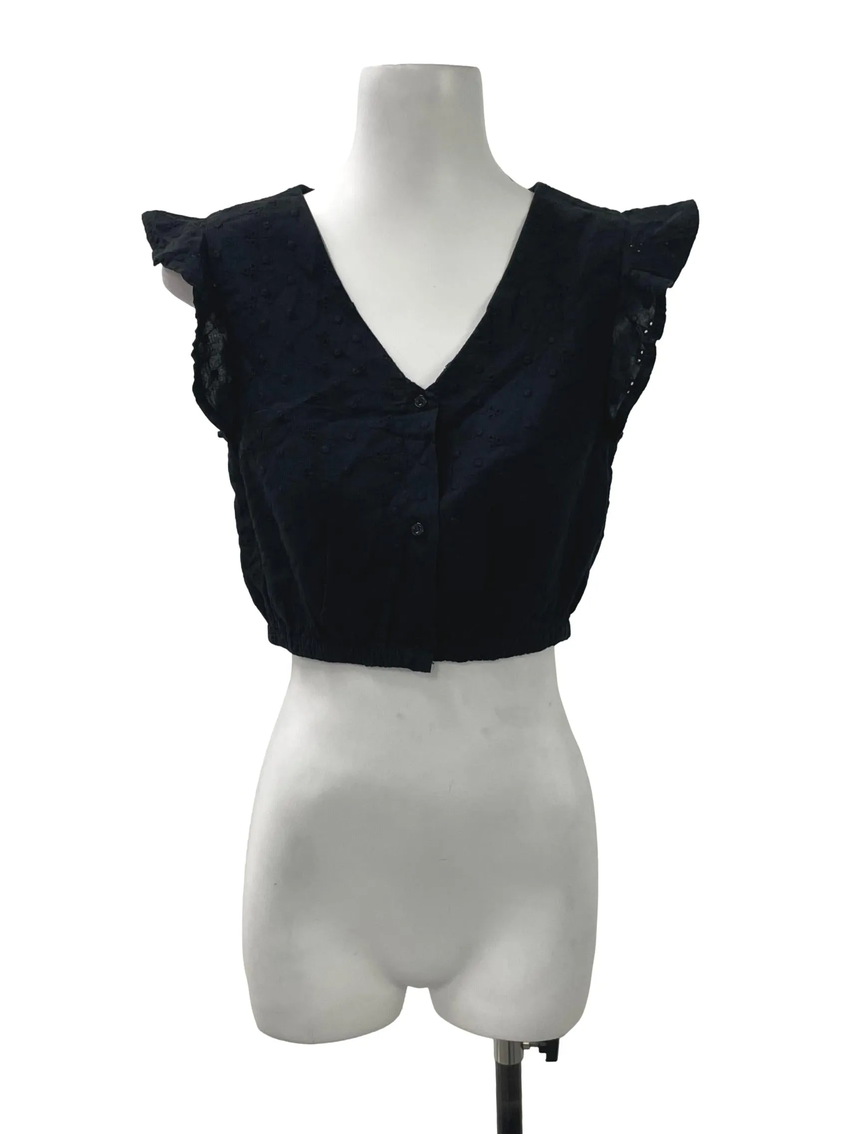 Black Eyelet V Neck Crop Top TEM