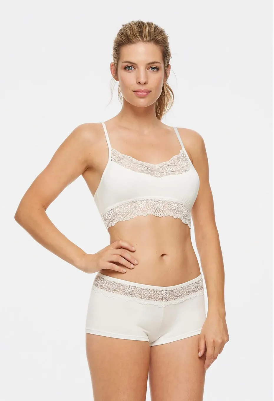 Bodybliss Breeze Boyshort in Ivory