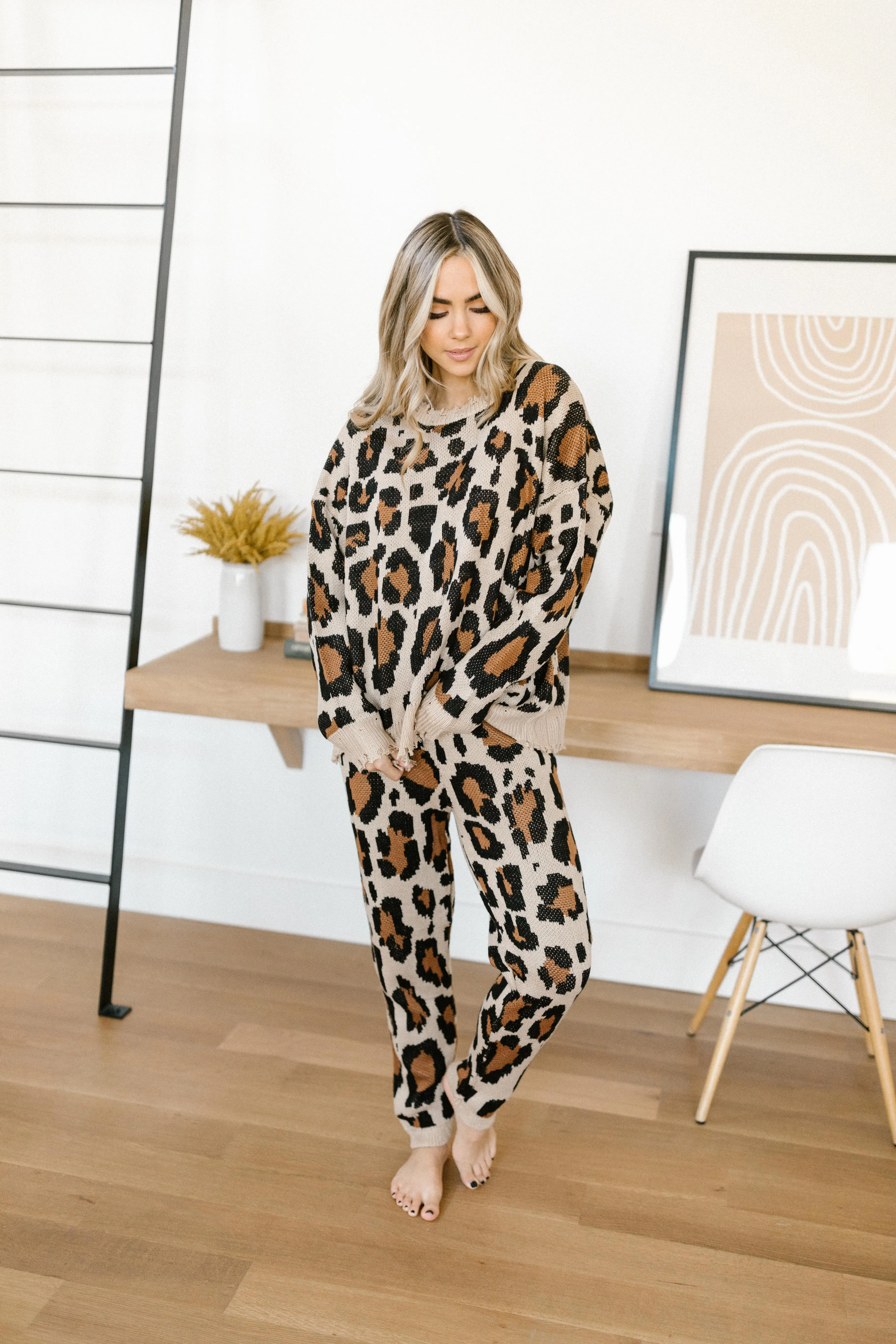 Chasing Sleep Lounge Set Joggers in Leopard