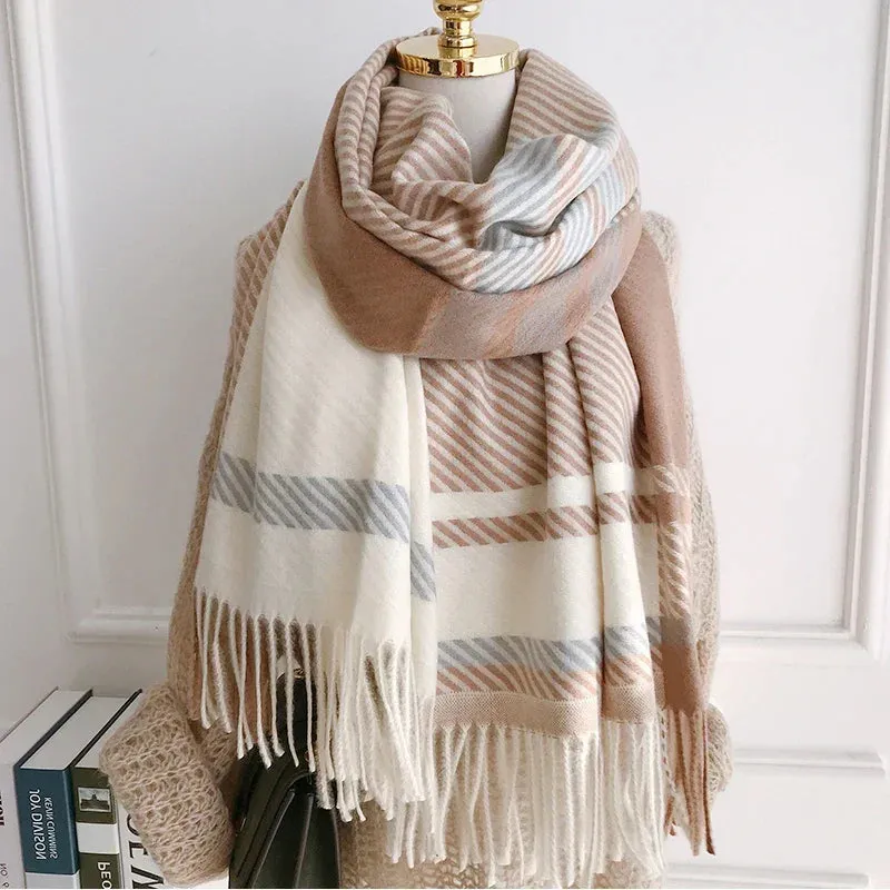 Chic Winter Scarf - Vintage Plaid Pattern for Ladies