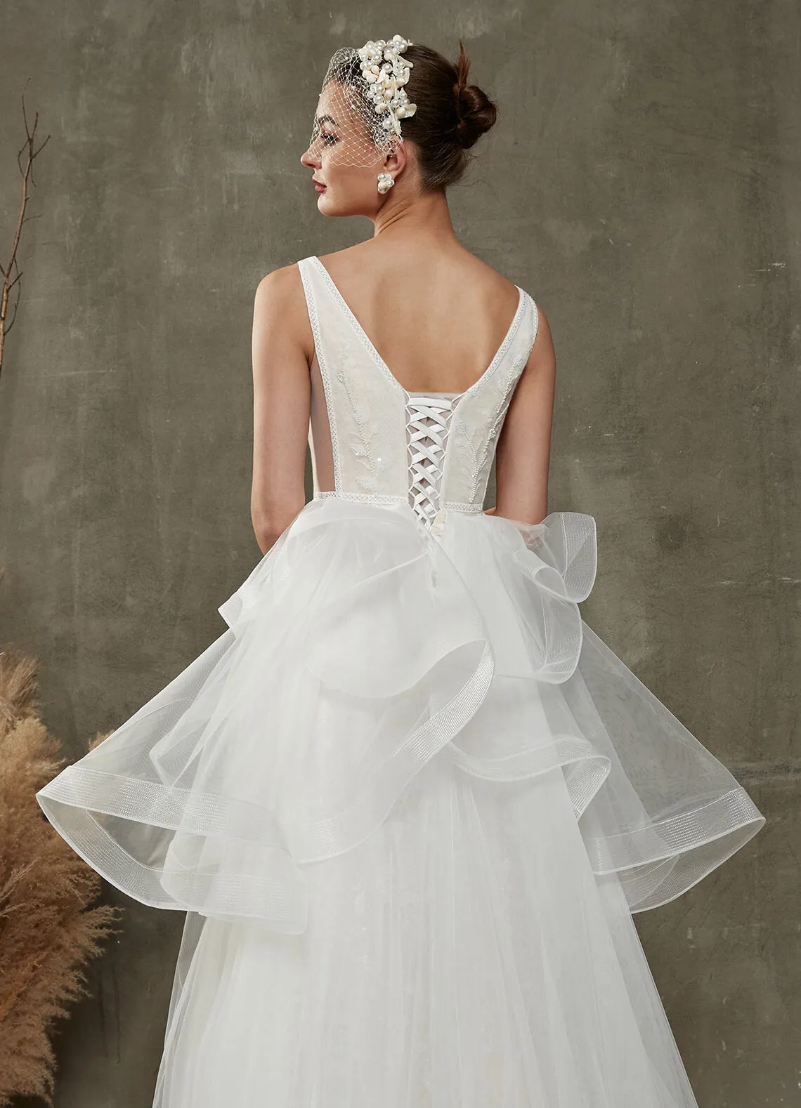 Convertible V-Neck Sleeveless Wedding Dress With Detachable Train