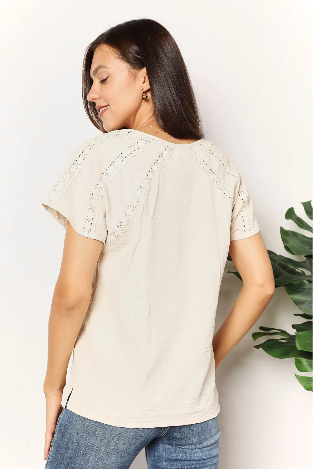 Crochet Buttoned Short Sleeves Top