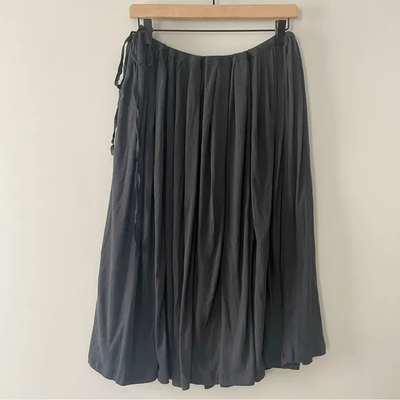 Domi Sleepwear Pleated and Gathered Skirt Squid Black Size Small