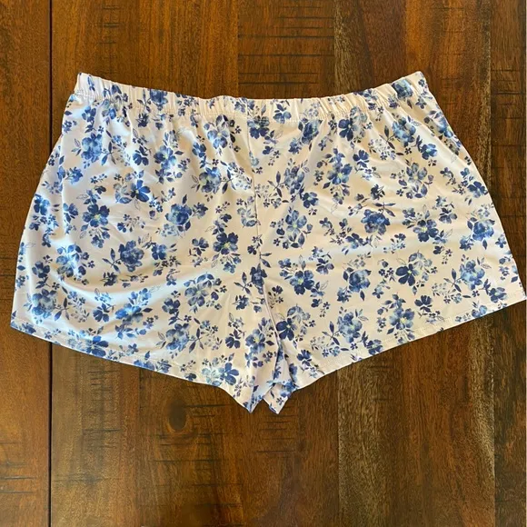 Floral Blue and White Sleepwear Set