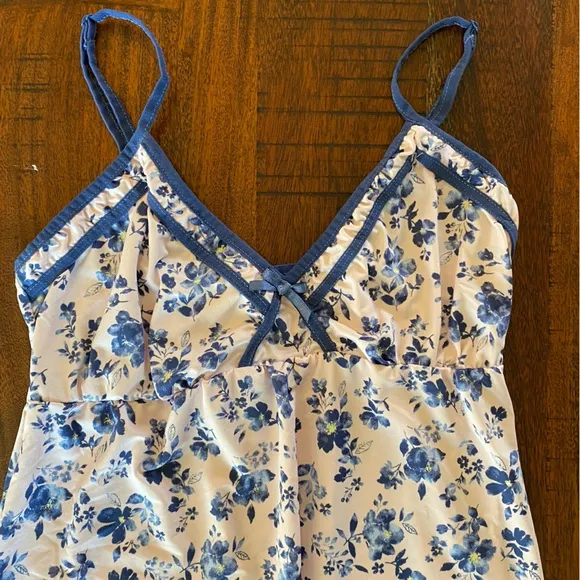 Floral Blue and White Sleepwear Set