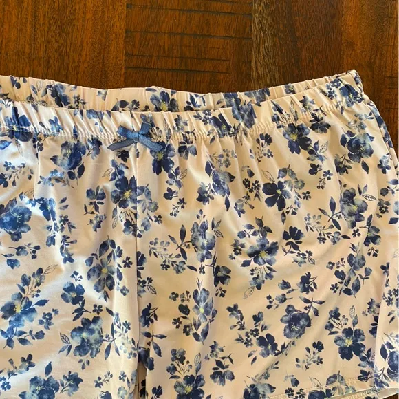 Floral Blue and White Sleepwear Set