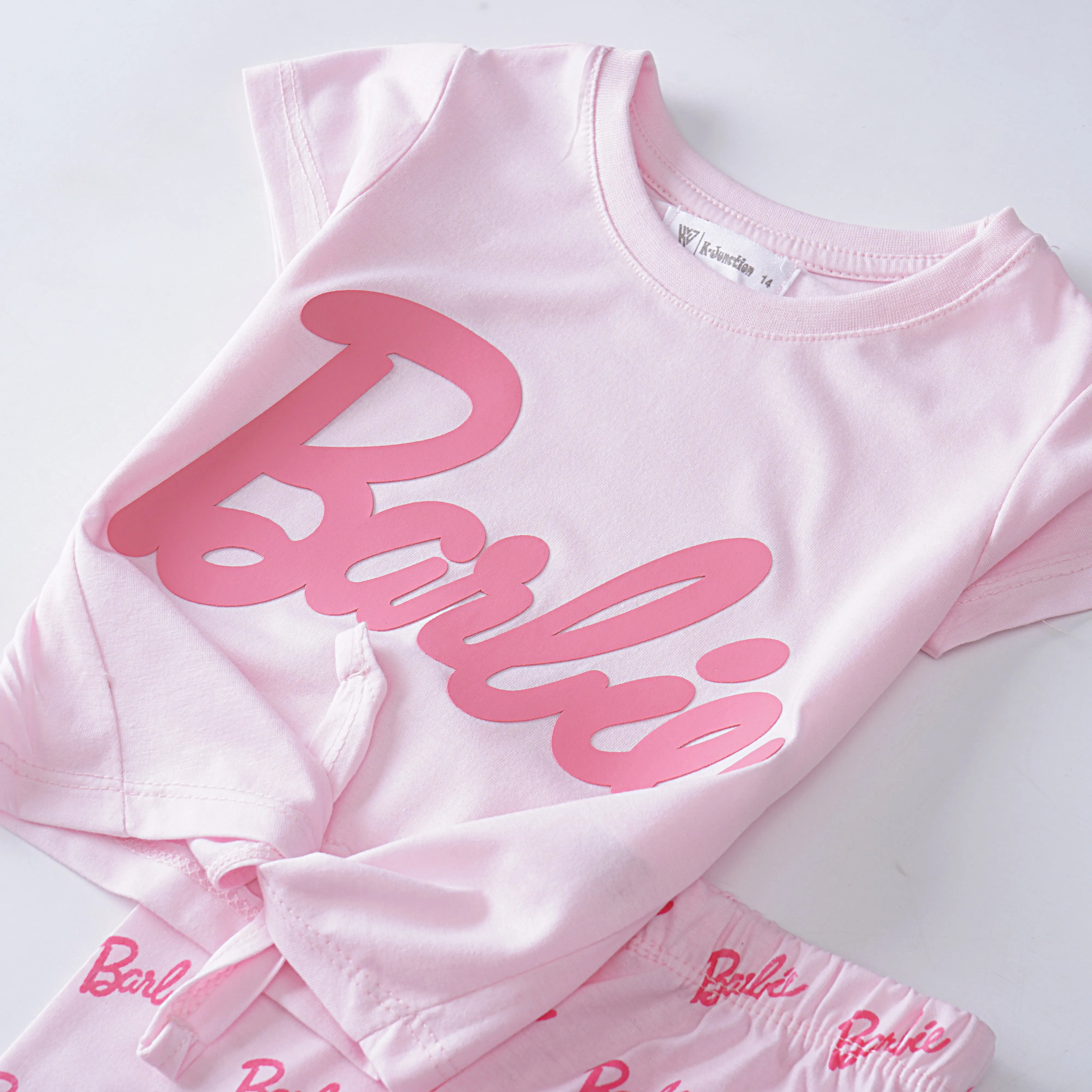Girls 2 piece set (Barbie)