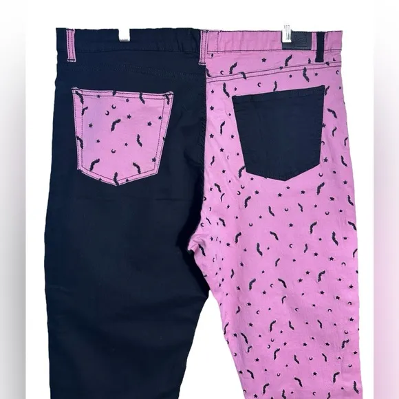Hell Bunny Duo Bat Jeans Two-Tone Black and Pink