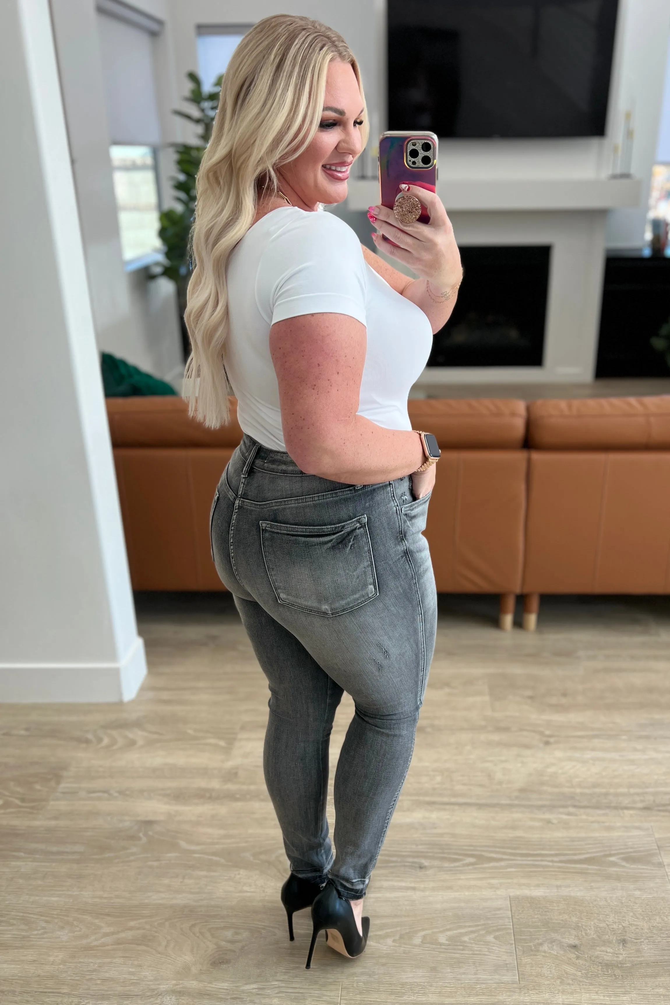 Judy Blue High-Rise Tummy Control Release Hem Skinny Jeans in Grey