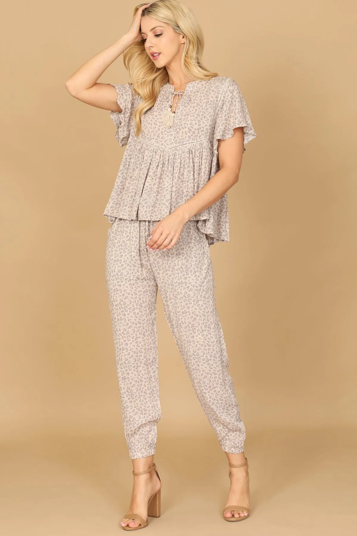 KEYHOLE TASSEL TIE LEOPARD TOP & PANTS SET