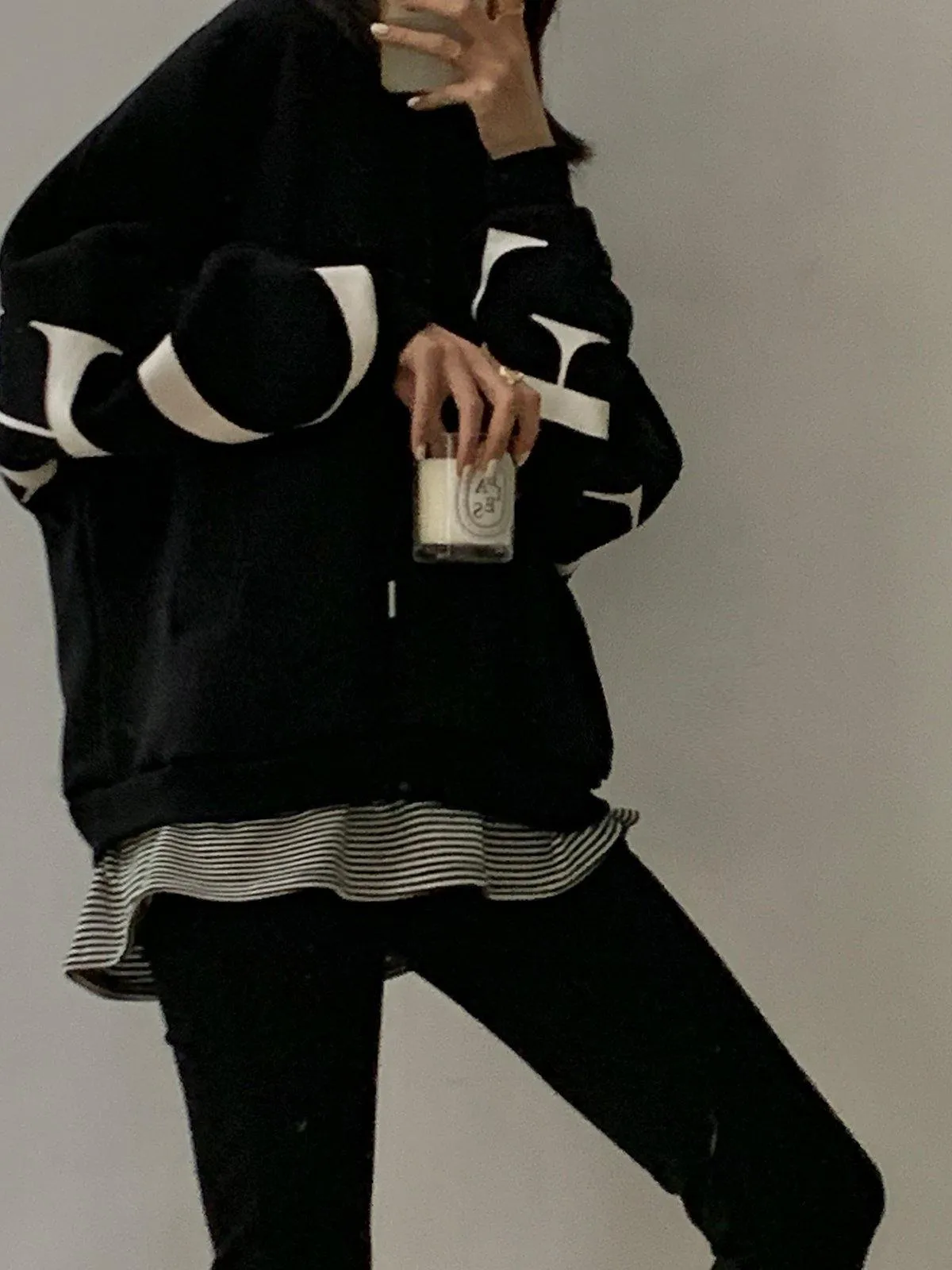 Letter Logo Loose Hoodie - Black