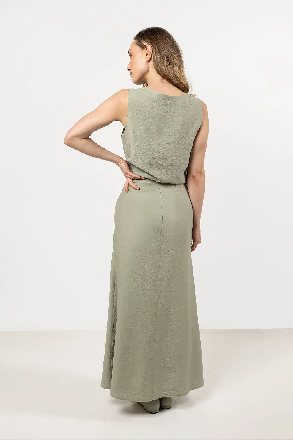 Long skirt awama