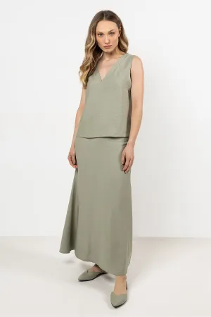 Long skirt awama