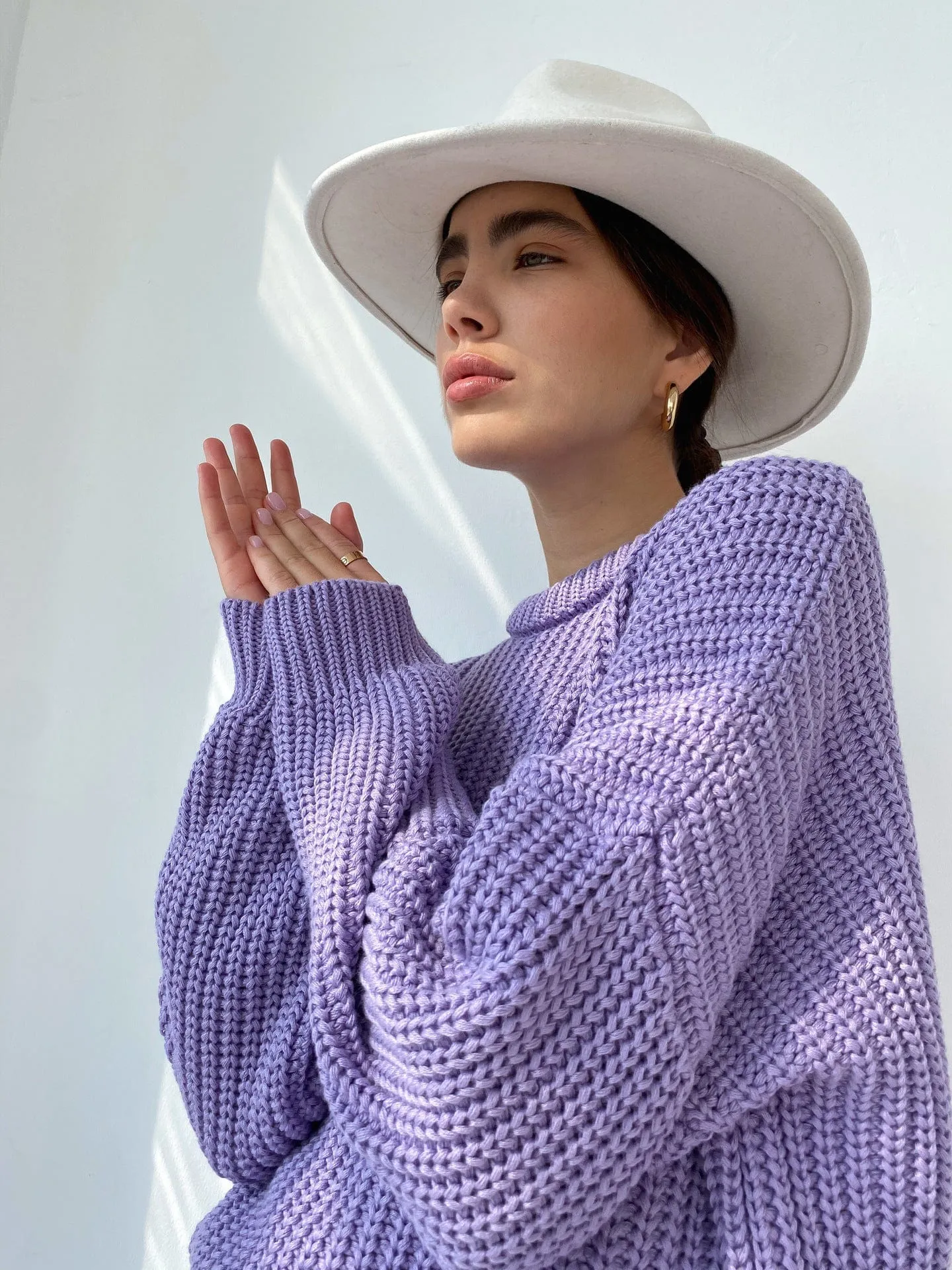 Loose Fitting Women's Pullover Acrylic Sweater