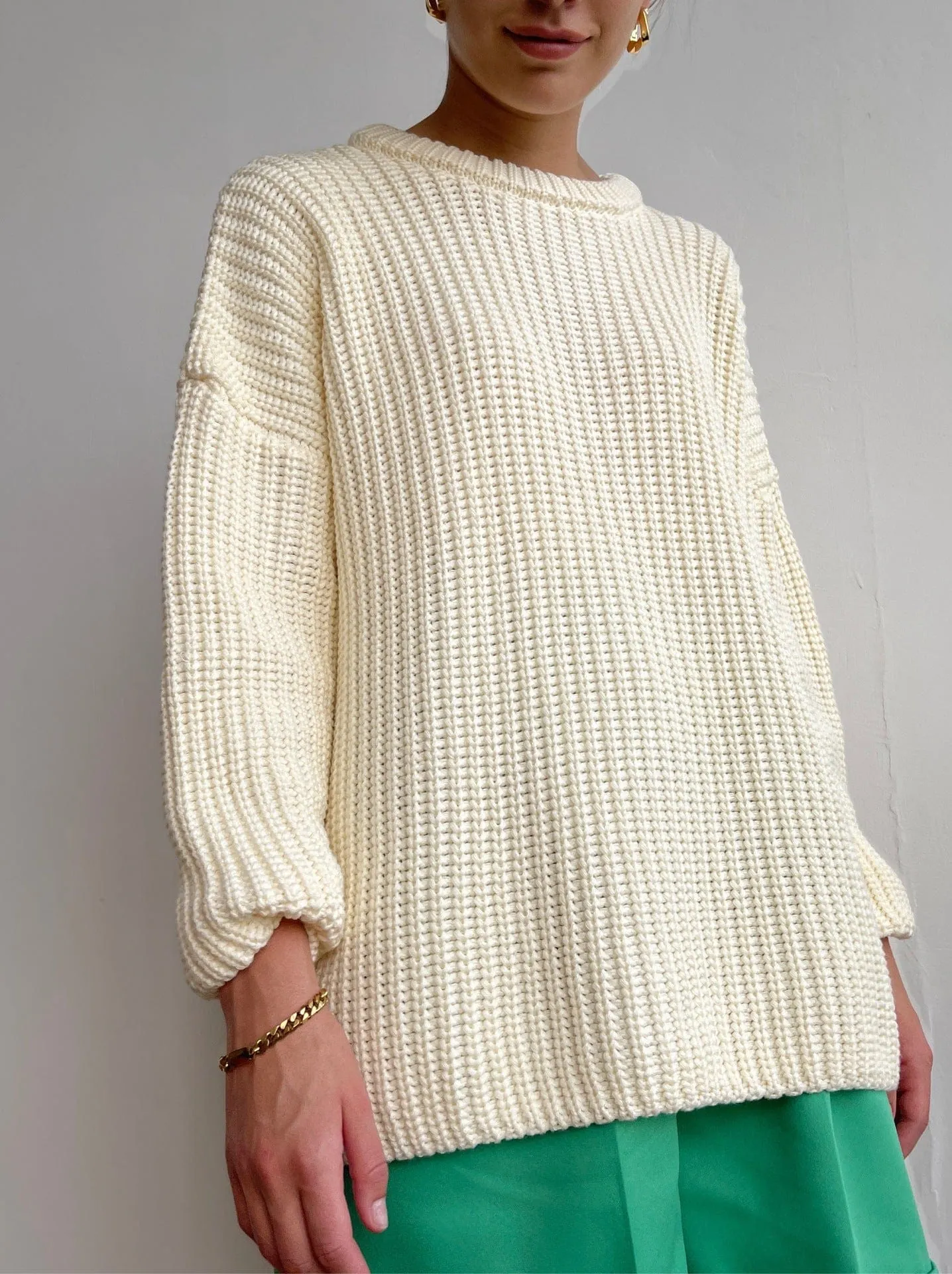 Loose Fitting Women's Pullover Acrylic Sweater
