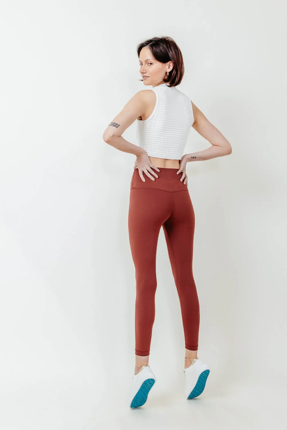 Love Tree Contour Leggings for Women in Beetroot | 6735PH-BEETROOT
