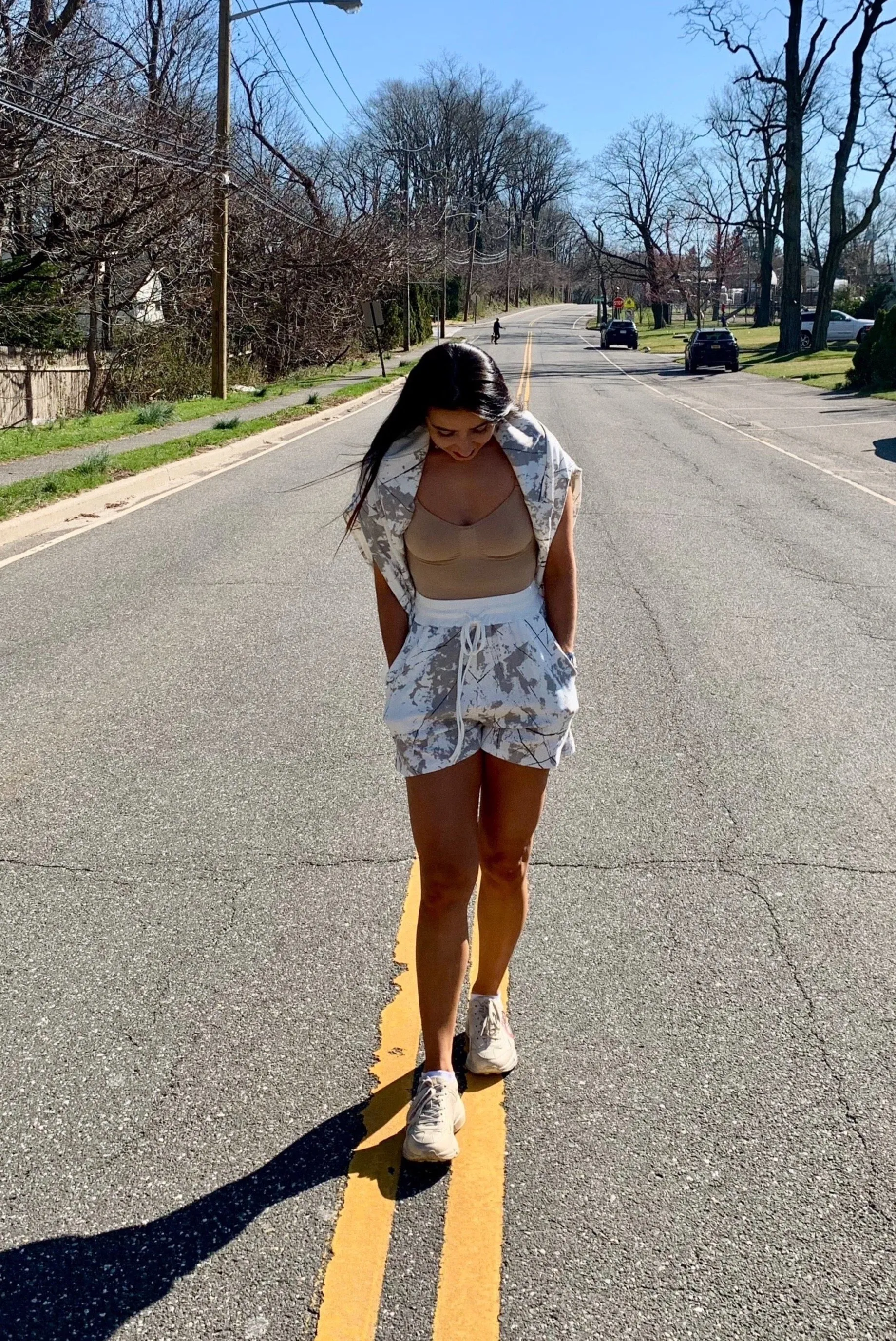 MADDY COTTON SHORTS ( WHITE/GRAY)