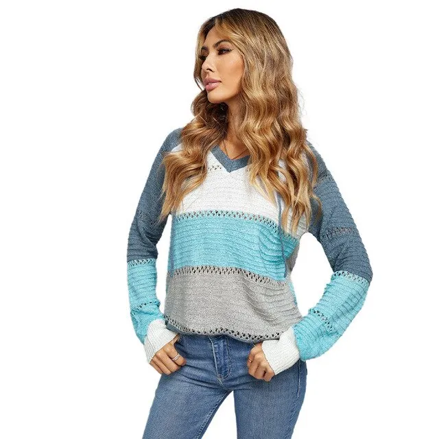 Margaux Hoodie with V-neck - Very comfortable