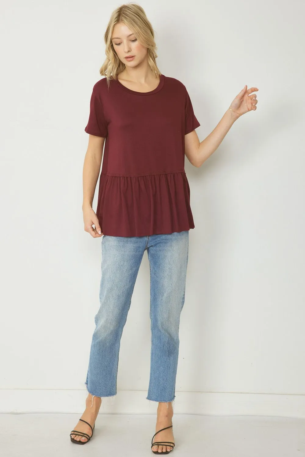 Marley Ruffled Bottom Top || Maroon