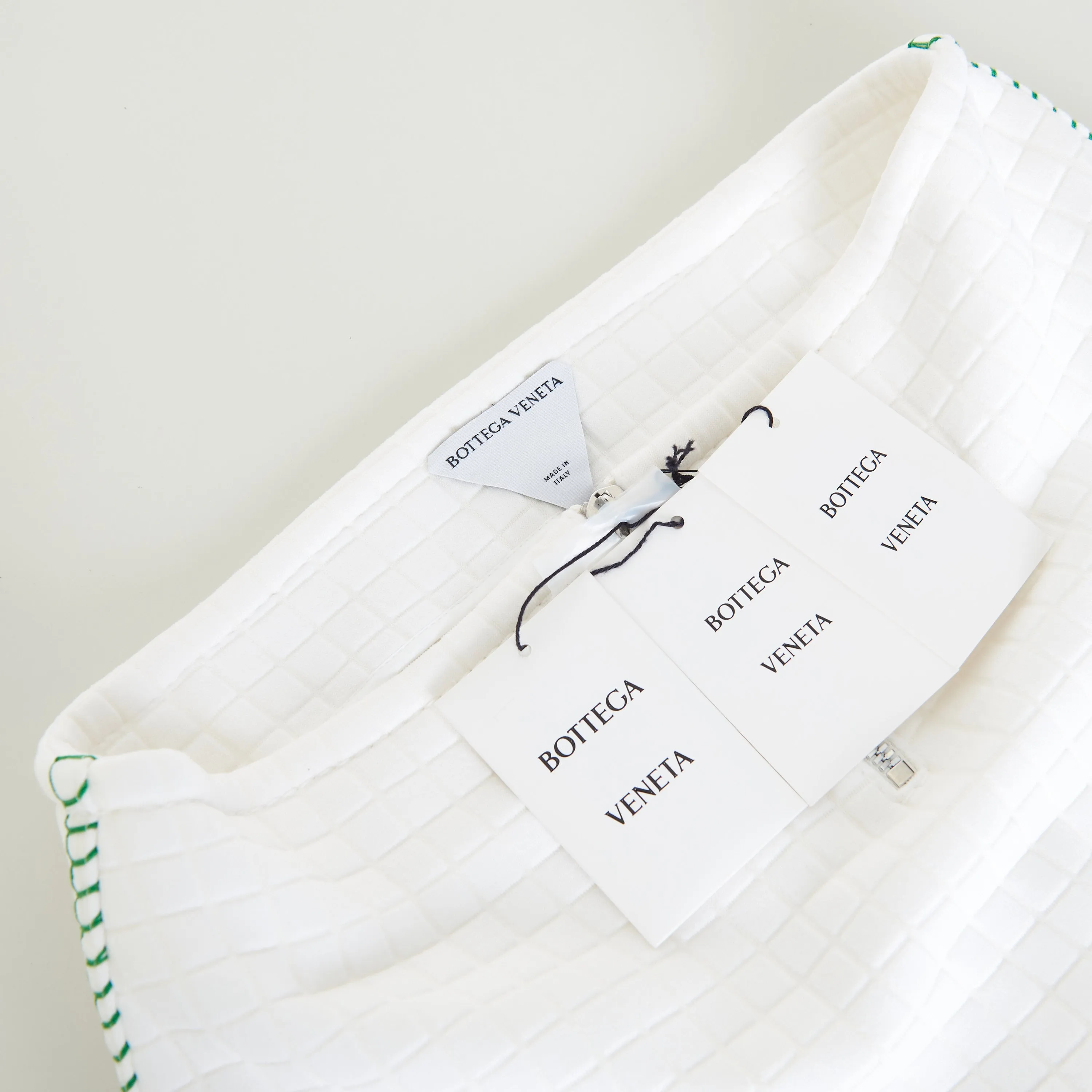 Matelassé Jersey Skirt in White Tech Cotton & Green Stitch Detailing