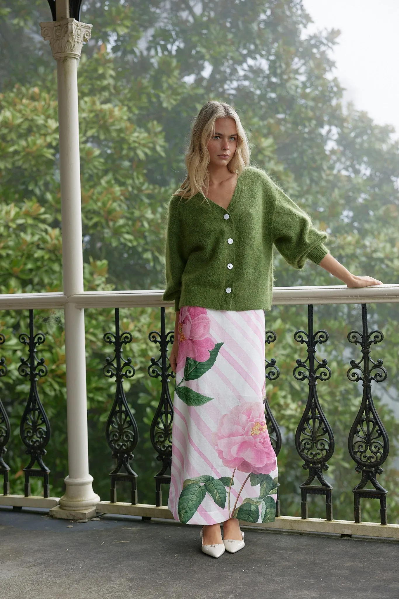 MAUDE CARDI IN FOREST