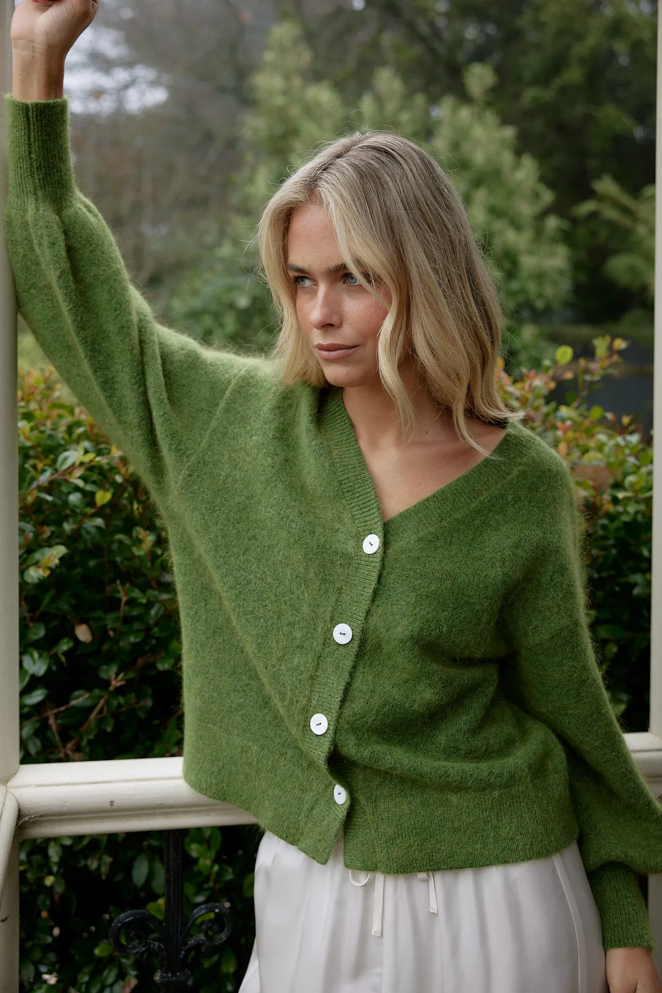 MAUDE CARDI IN FOREST