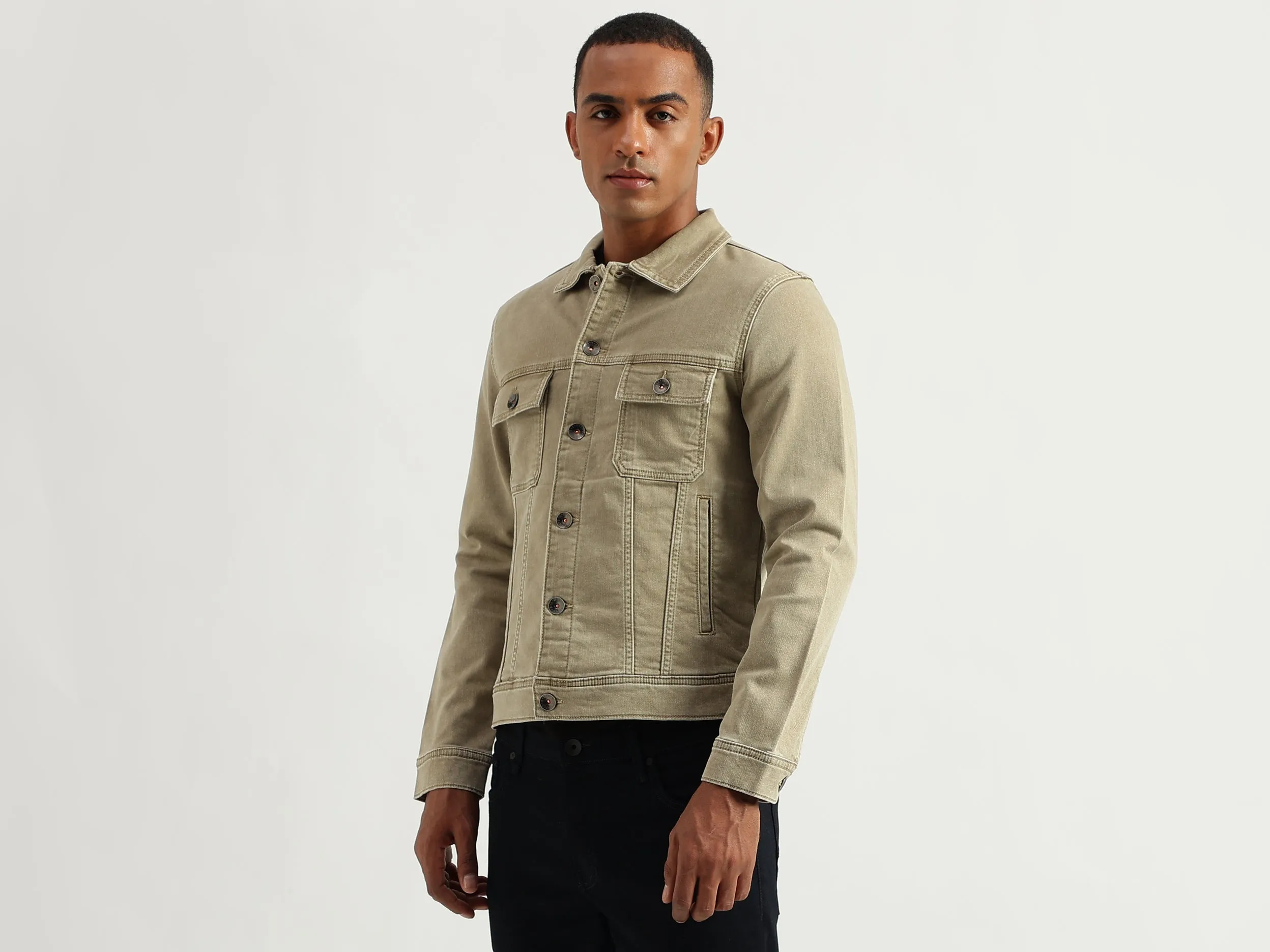 Men's Regular Fit Spread Collar Solid Jackets