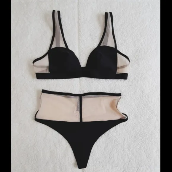 NWT VS Bralette Set