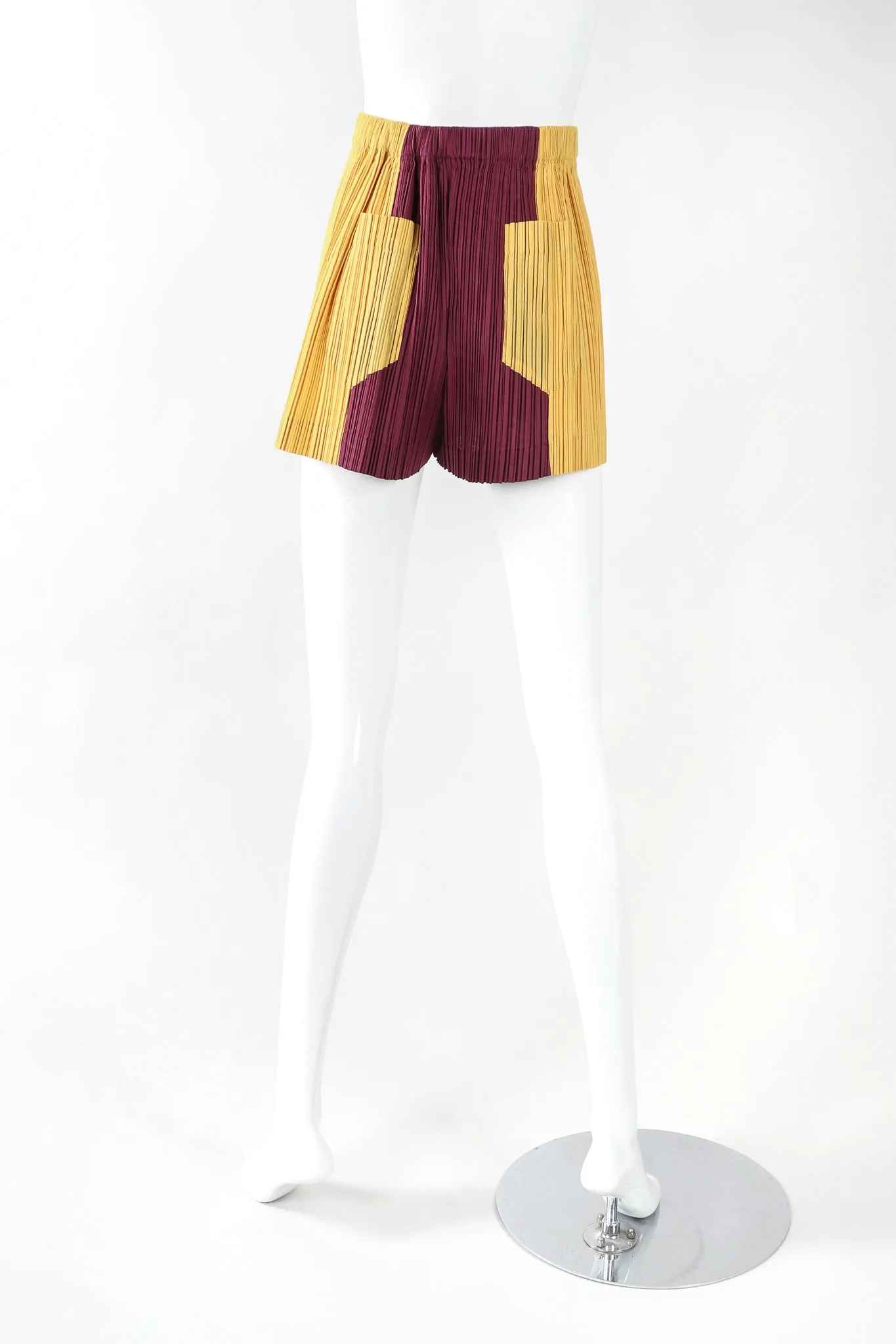 Pleated Circle Top & Shorts Set