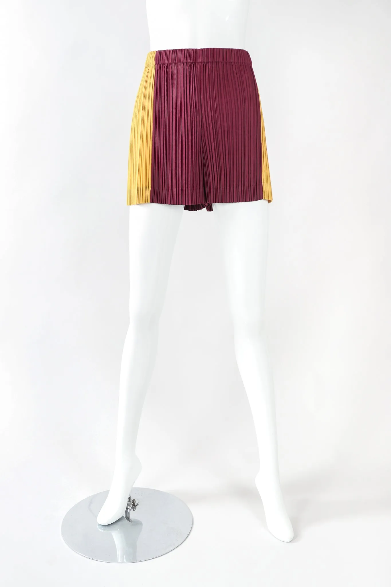 Pleated Circle Top & Shorts Set