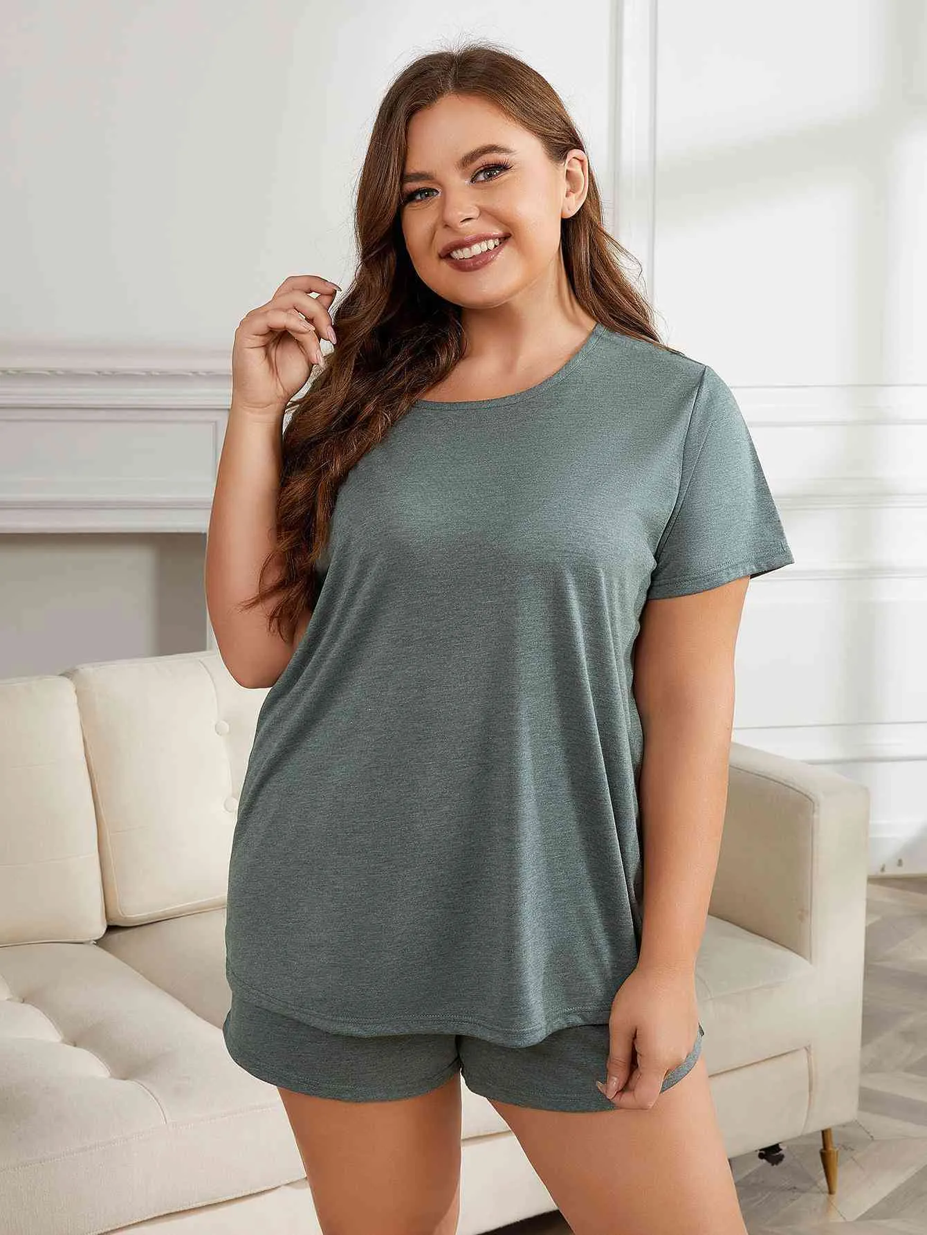 Plus Size Round Neck Short Sleeve Two-Piece Loungewear Set (2 Colors)