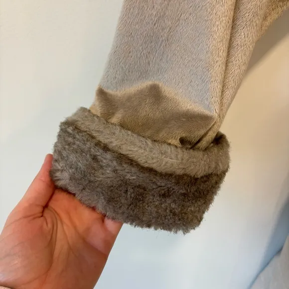 Pottery Barn Faux Fur Ombré Robe Grey Hooded Warm Loungewear Sleepwear Luxury