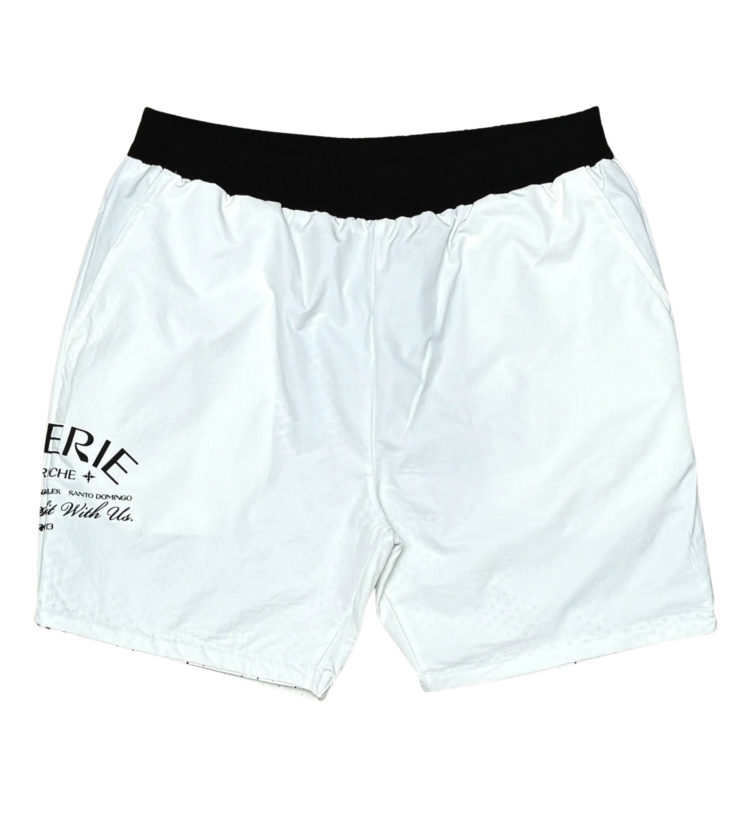 Retro beauty reversible short