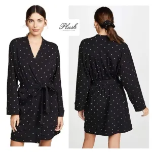 REVOLVE x PLUSH Cozy Heart Soft Fleece-Lined Robe   Scrunchie Set, Black M NWT