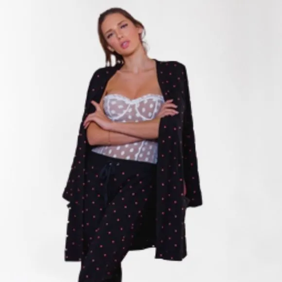 REVOLVE x PLUSH Cozy Heart Soft Fleece-Lined Robe   Scrunchie Set, Black M NWT
