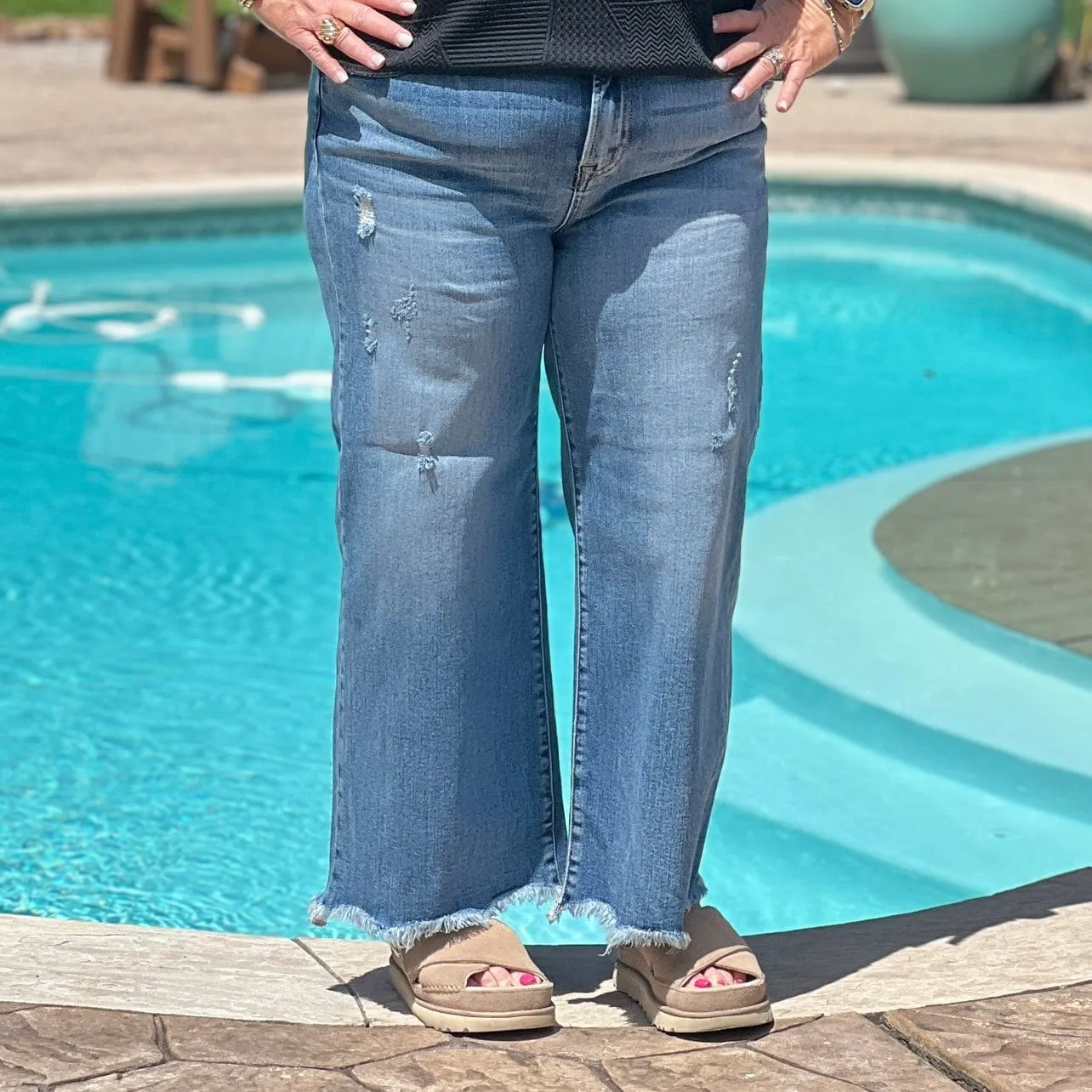 Risen High Rise Crop Wide Raw Hem Jeans