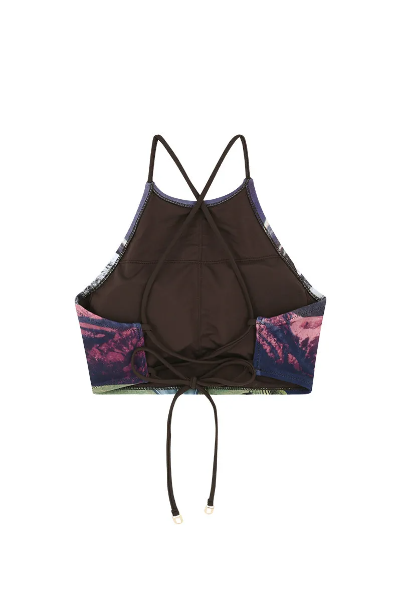 ROADTRIP HIGH-NECK TOP