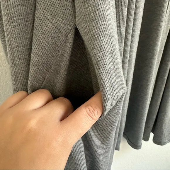 SKIMS Soft Lounge Robe in Heather Grey