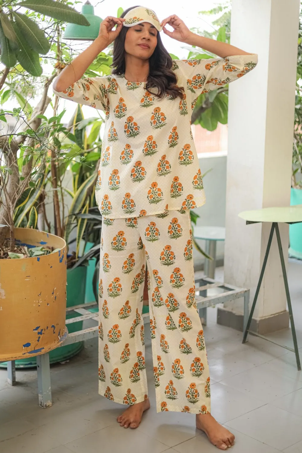 Sootisyahi 'Sunny Meadows' Handblock Printed Pure Cotton Night Suit