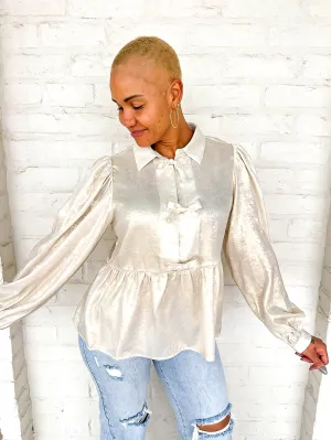 Spotless Surprise Cream Top