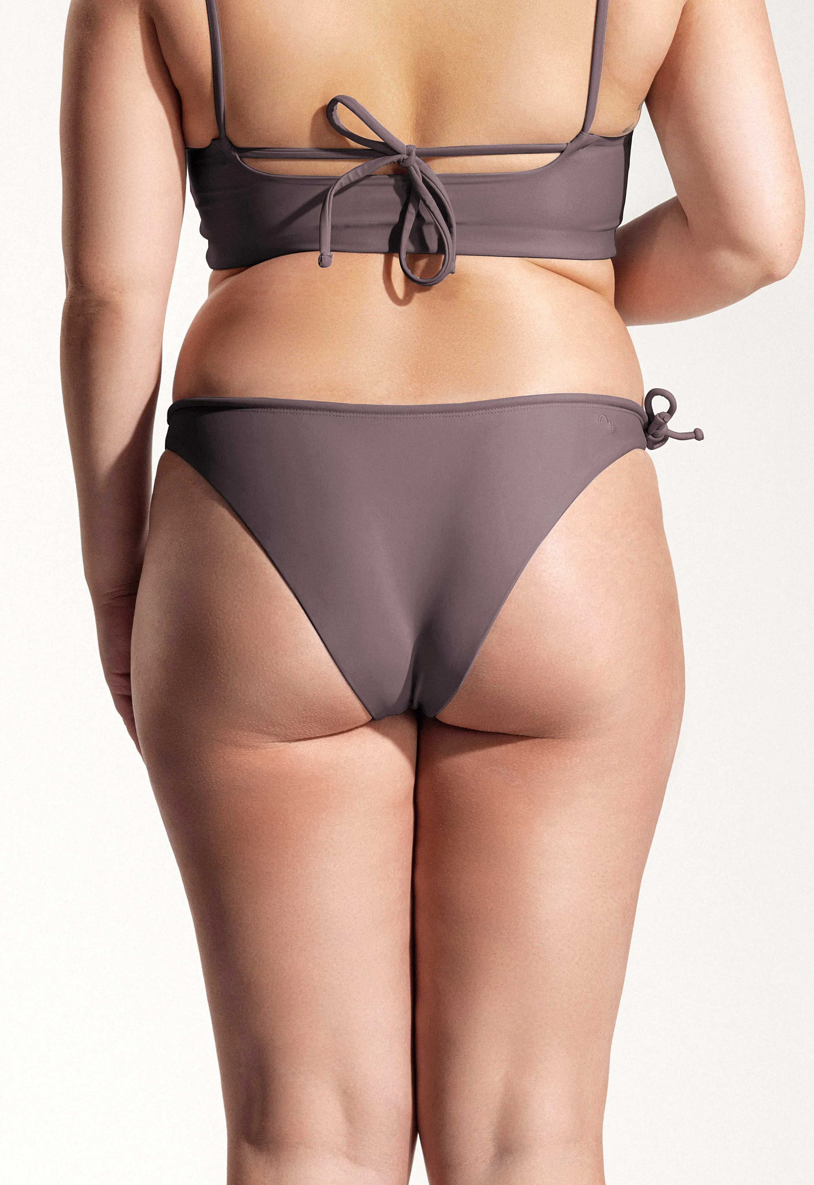 Surf Bikini Bottom "Mako" in dark lavender