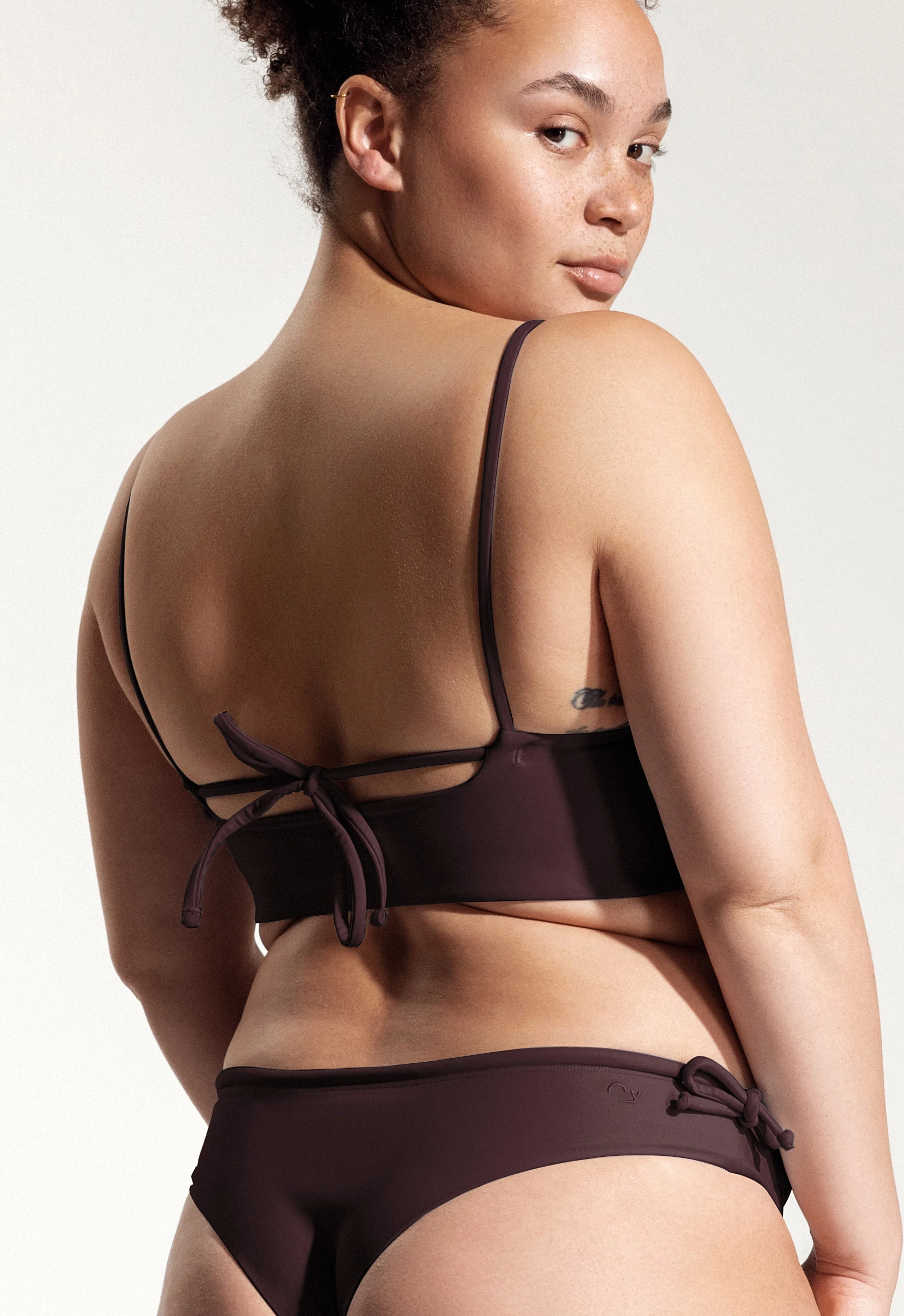 Surf Bikini Top "Buri" in eggplant purple