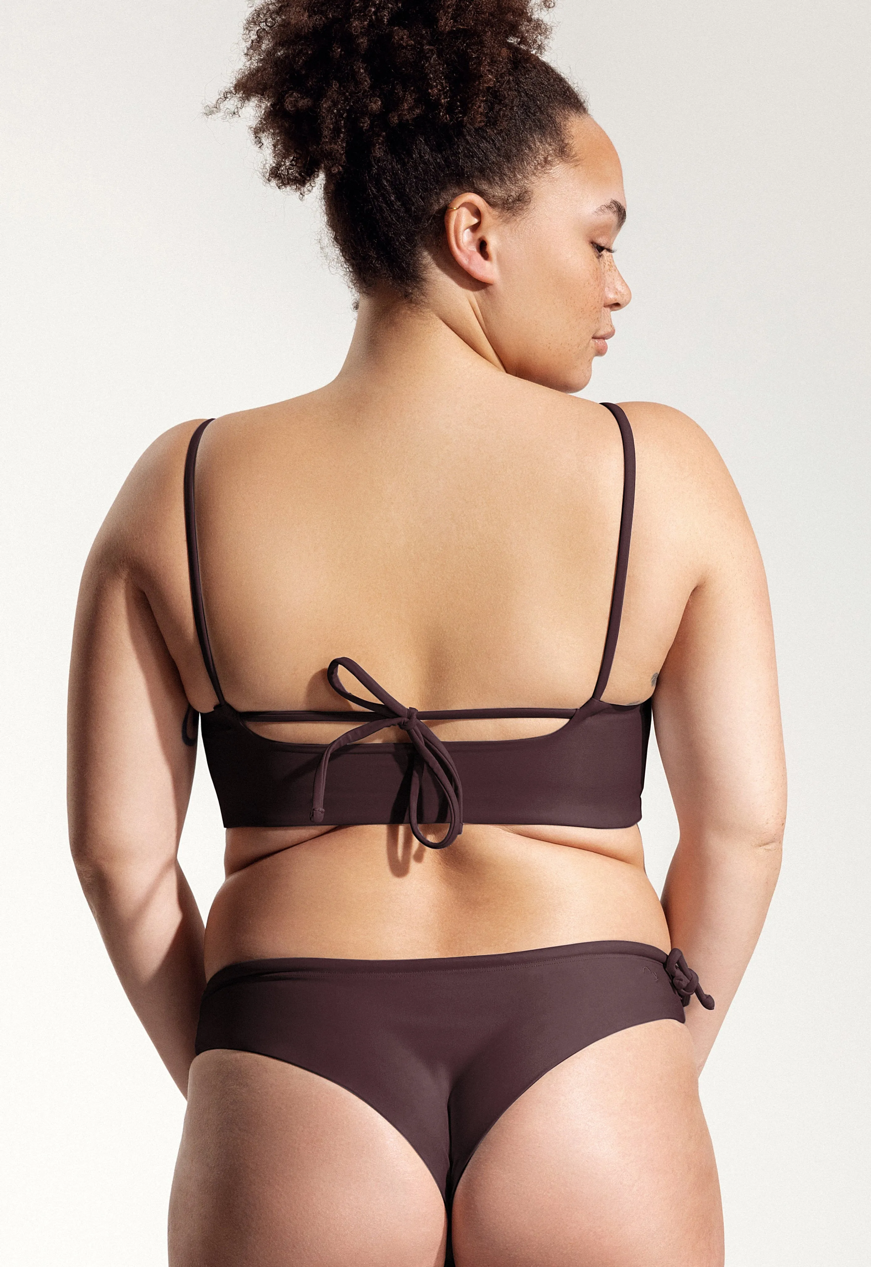 Surf Bikini Top "Buri" in eggplant purple