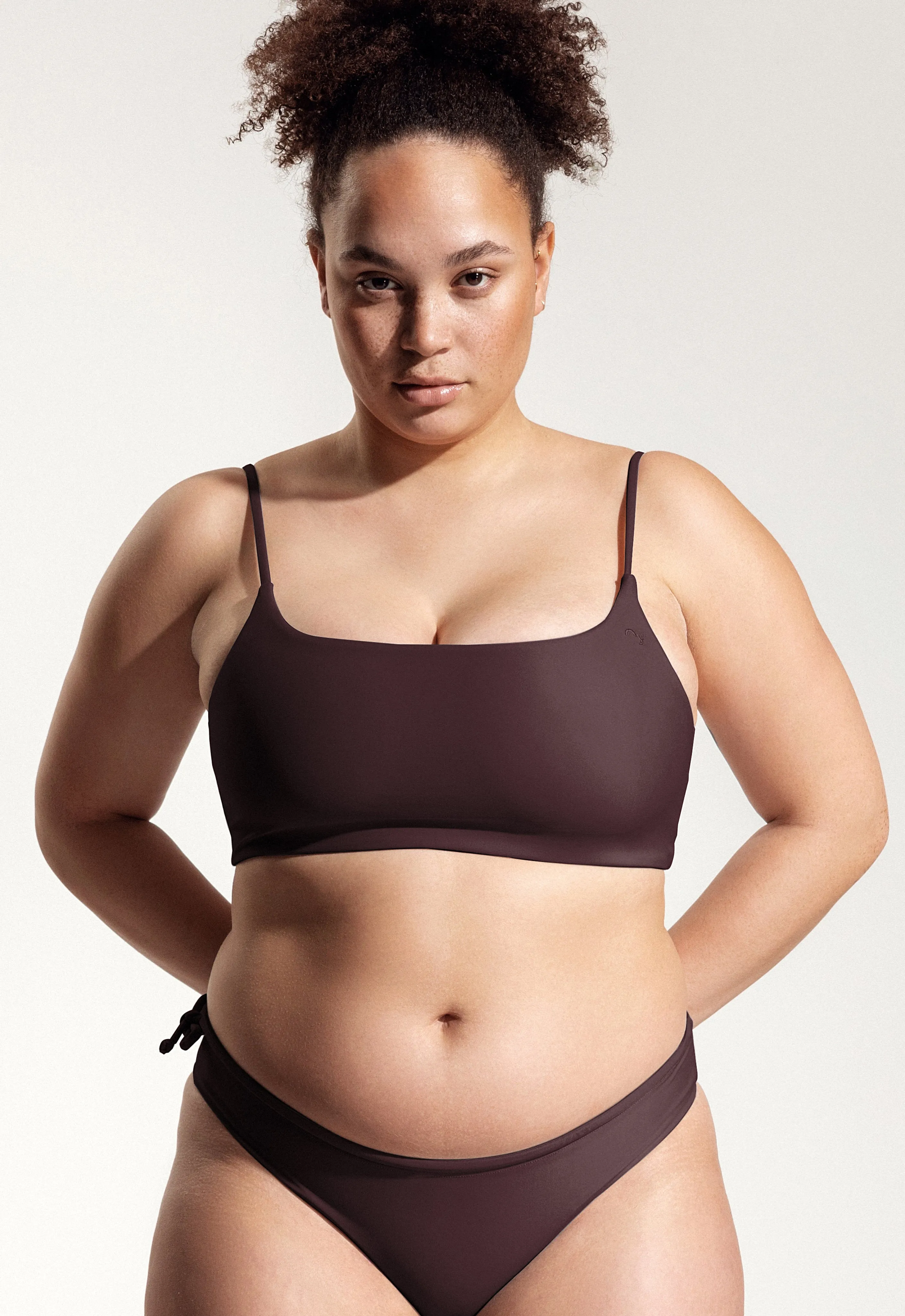 Surf Bikini Top "Buri" in eggplant purple