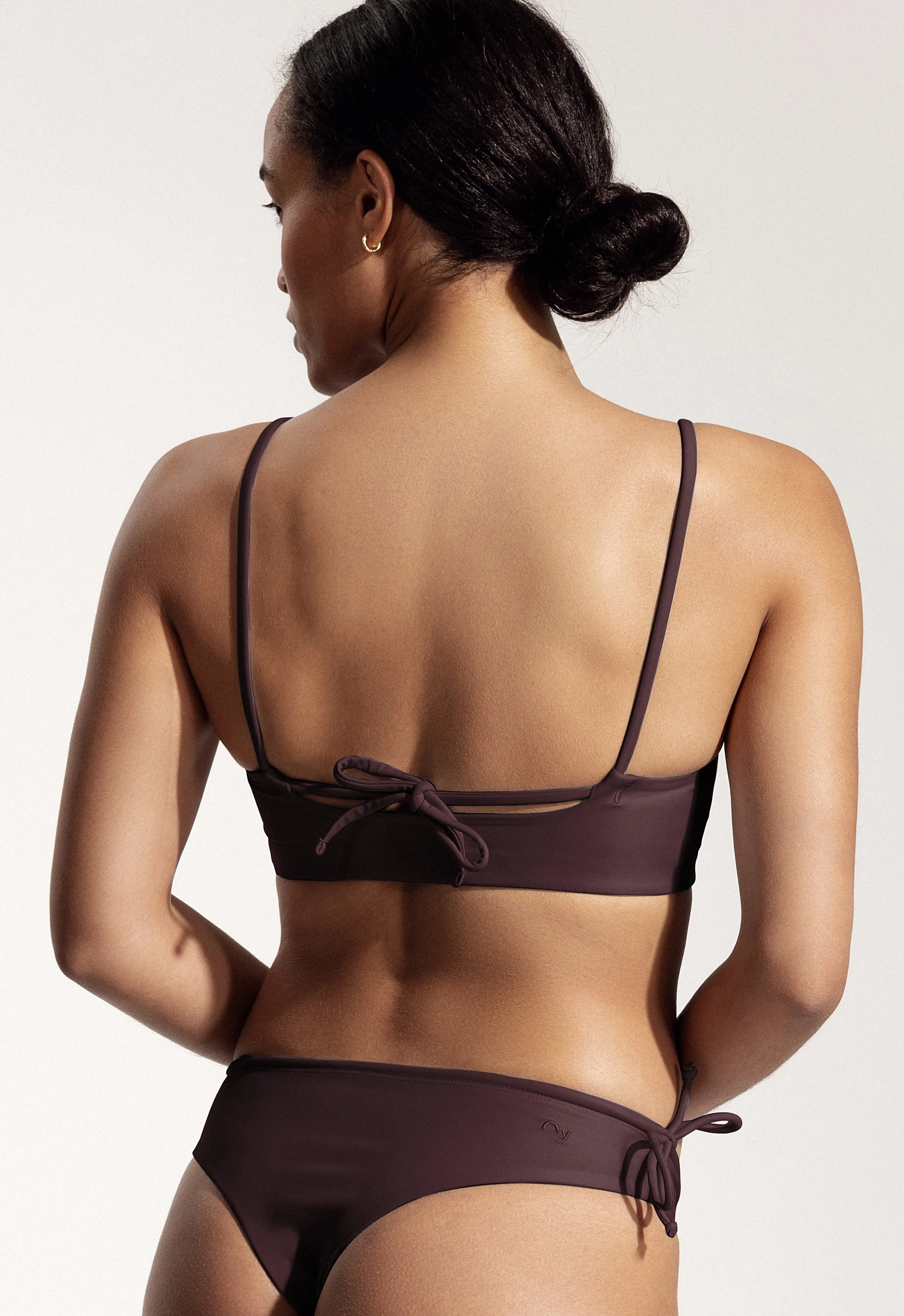Surf Bikini Top "Buri" in eggplant purple