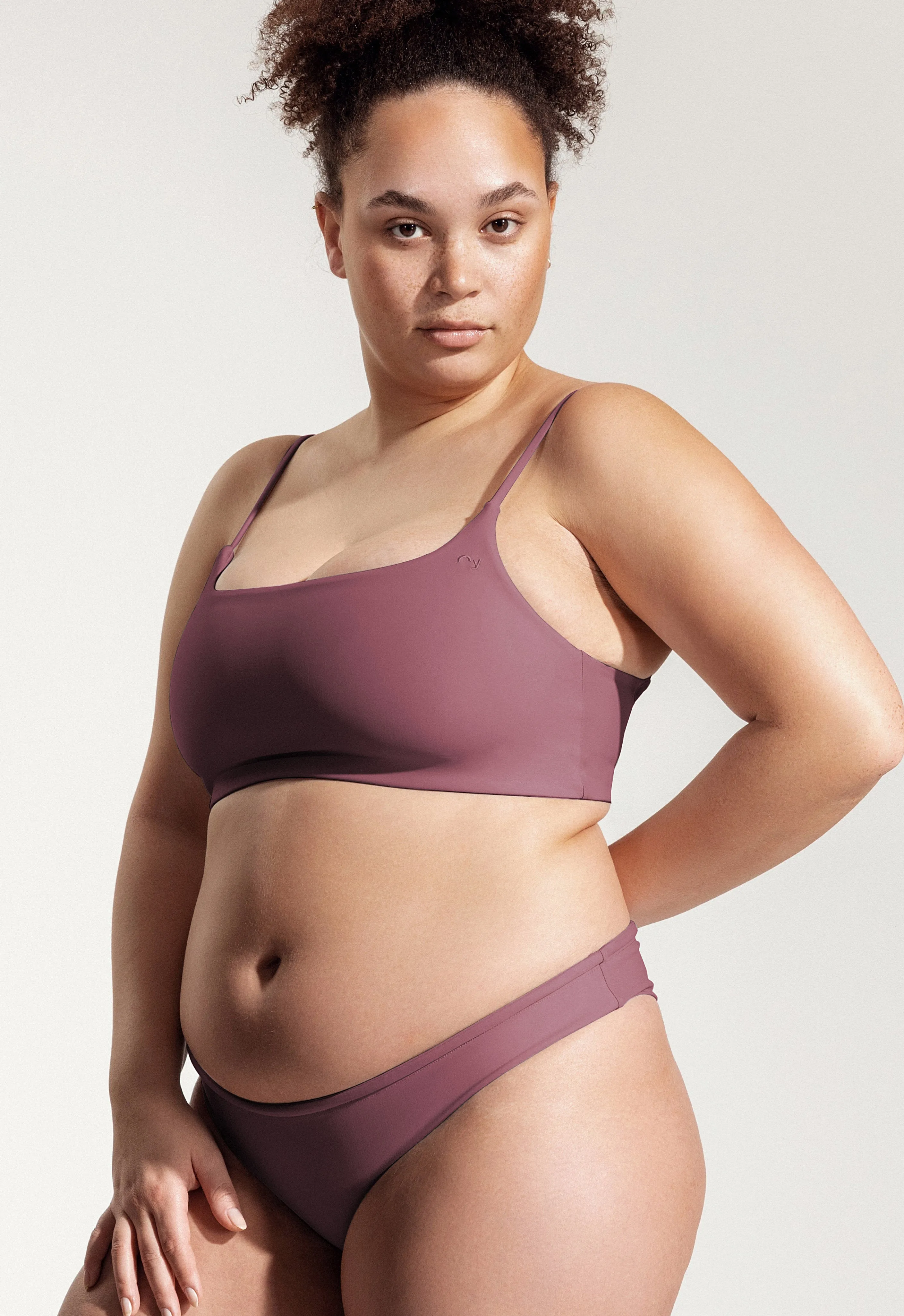 Surf Bikini Top "Buri" in sunset purple