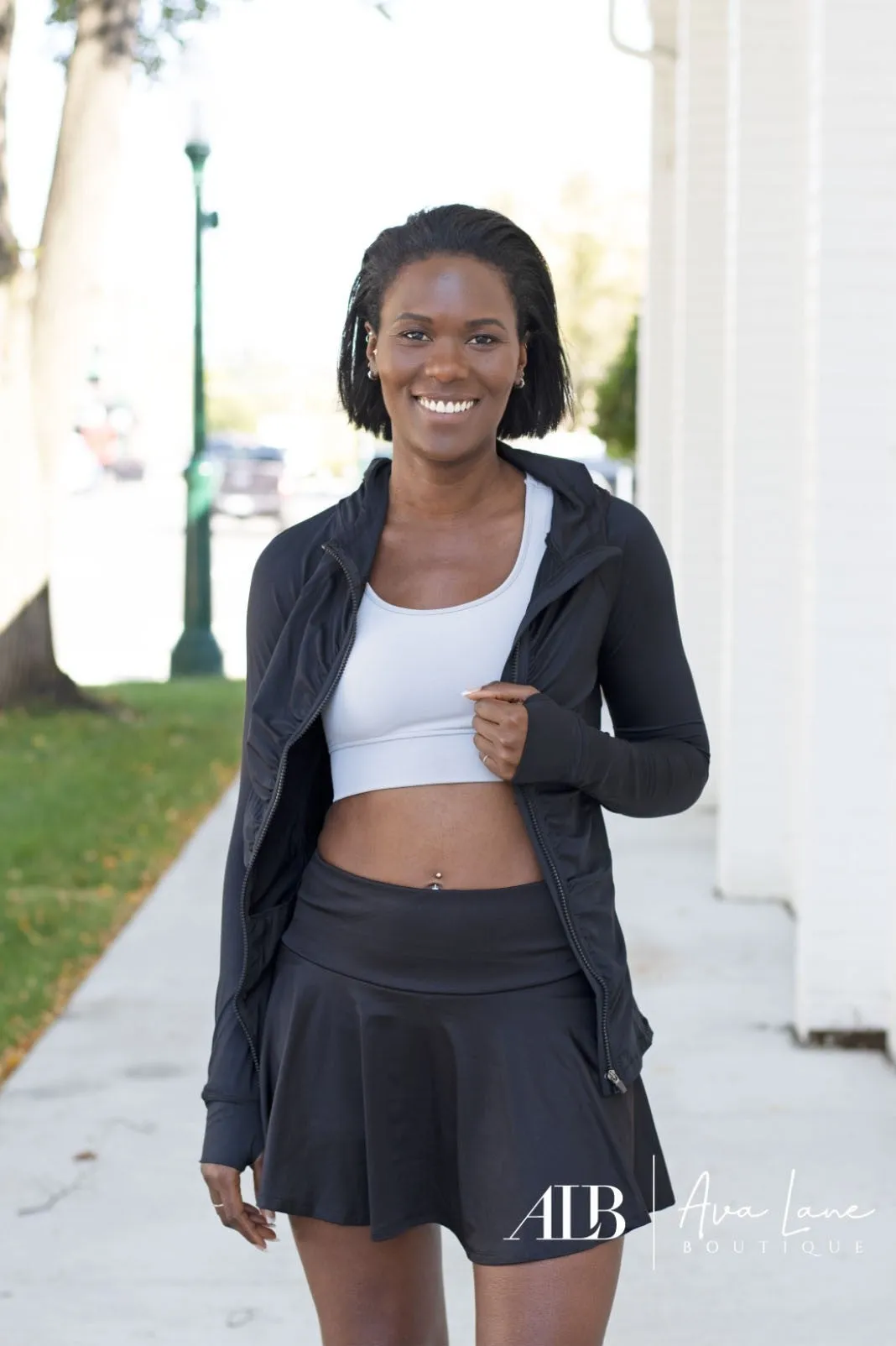 Warm Up Women's Sporty Zip Up Hoodie *Final Sale*