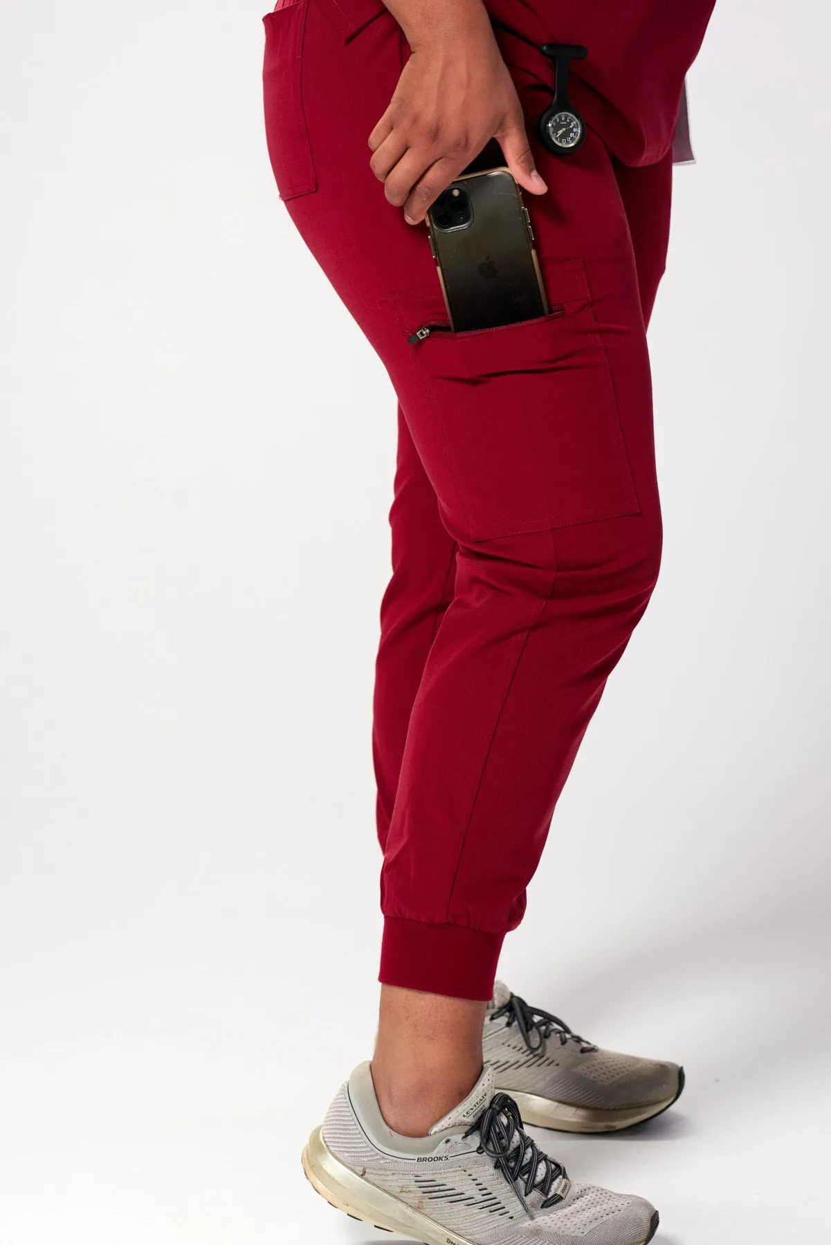 Women's 6-Pocket Jogger