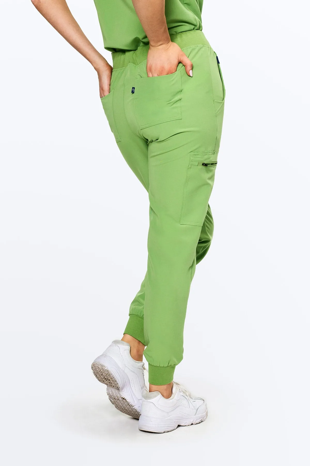 Women's 6-Pocket Jogger